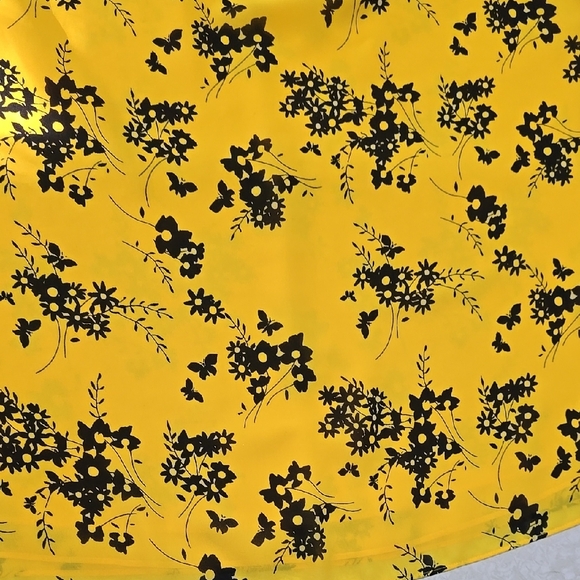 MICHAEL Michael Kors Yellow Cold Shoulder Blouse with Floral Pattern Size Small - Picture 14 of 15